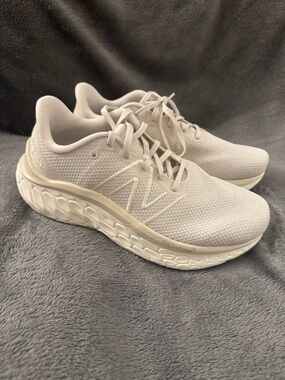New Balance Women's Fresh Foam X Kaiha Road 10.5 Wide